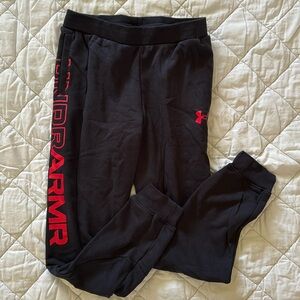 Under Armour boys black sweatpants
